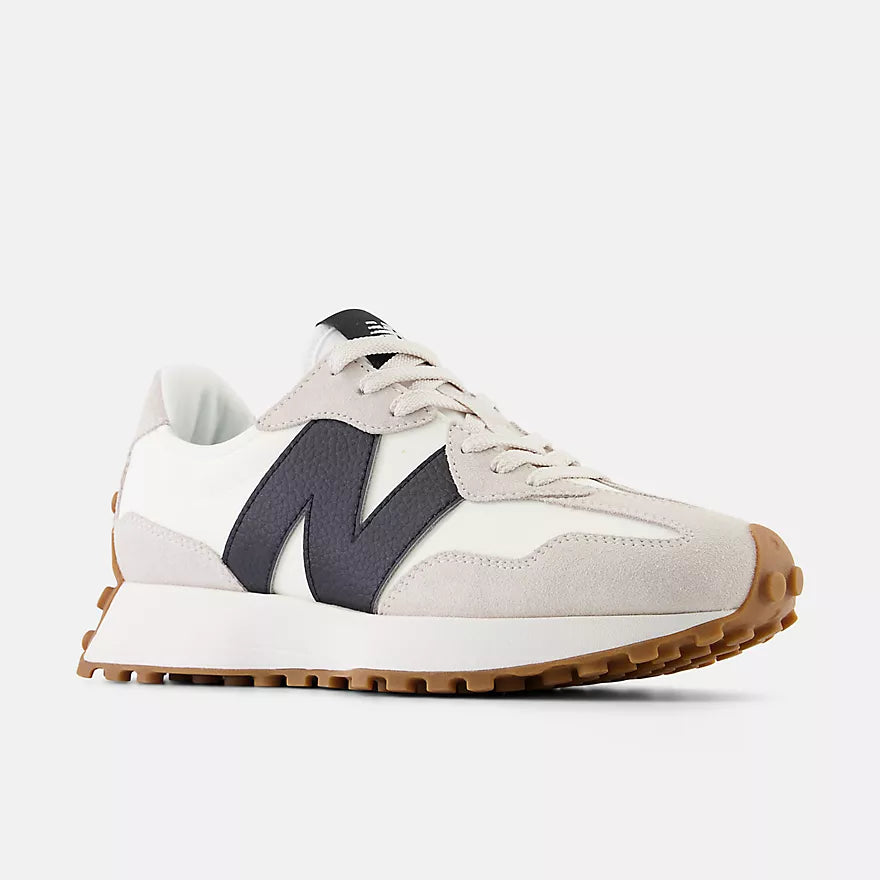 Win New Balance trainers – UK footwear competition at 6 For Gold